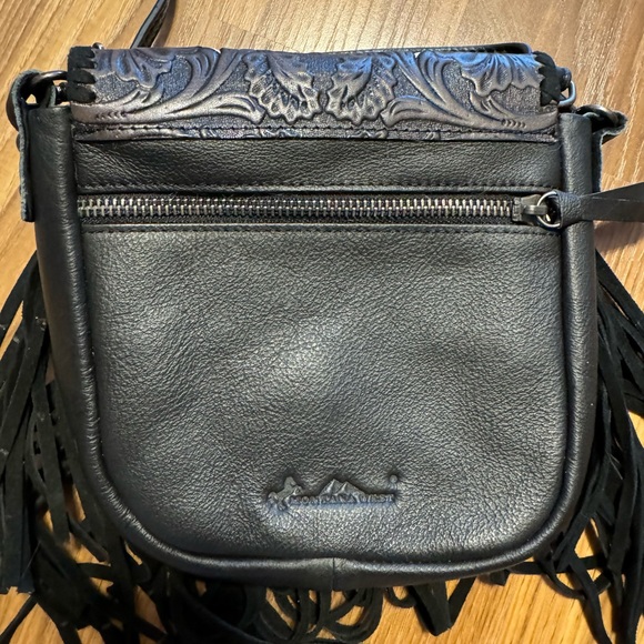 🚨🚨VINTAGE MONTANA WEST LEATHER PURSE WITH FRINGE ABSOLUTELY GORGEOUS ❤️❤️❤️🤩 - Picture 2 of 12